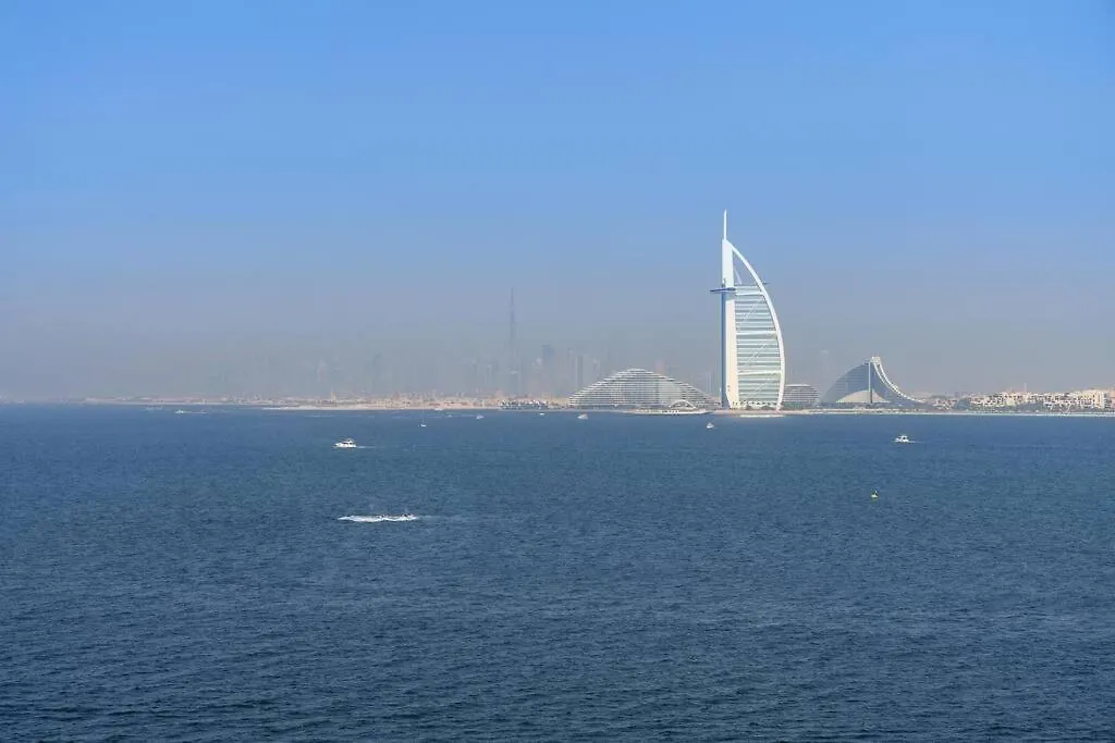 Azizi Mina Residence, 180 Seaview In Palm Jumeirah Dubai